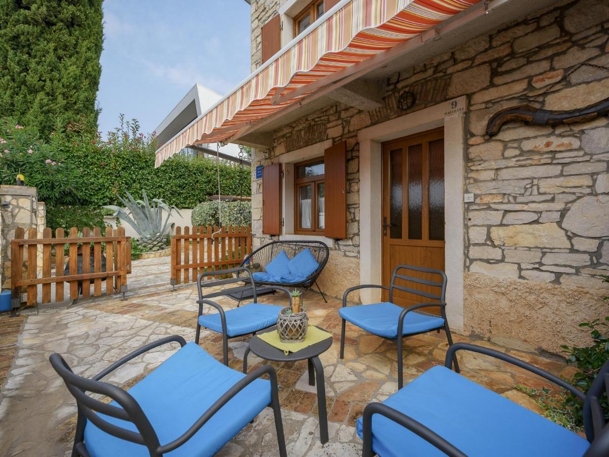 Casa Astrid By The Sea In Porec Exterior photo