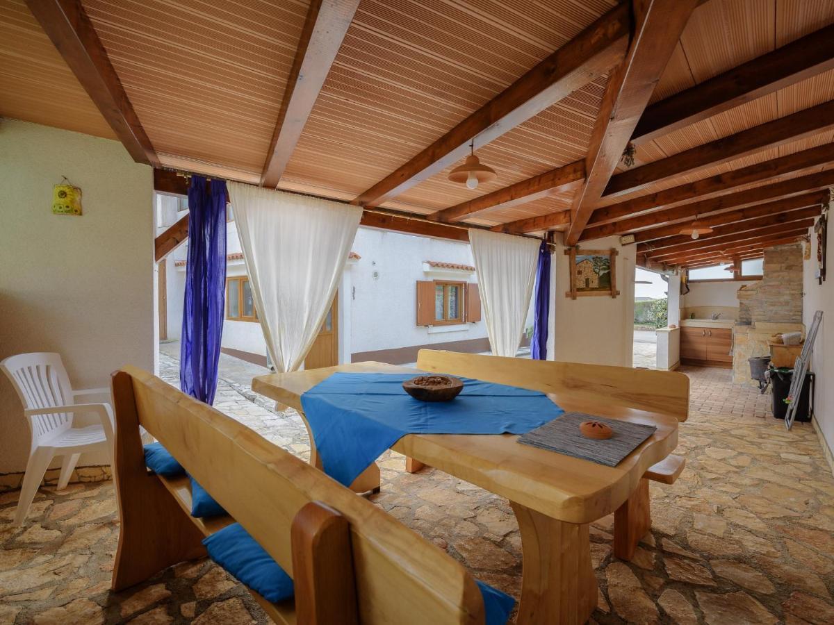 Casa Astrid By The Sea In Porec Exterior photo